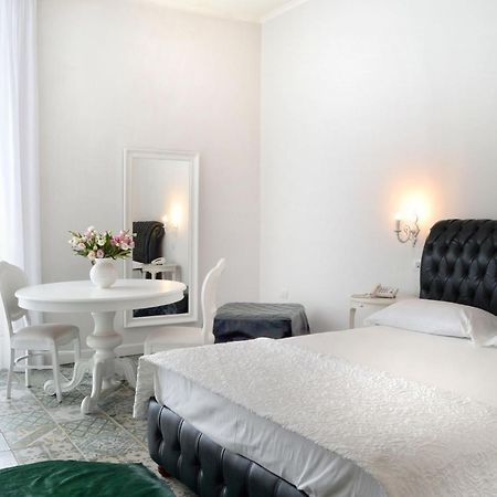 Barbarella Home نابولي المظهر الخارجي الصورة