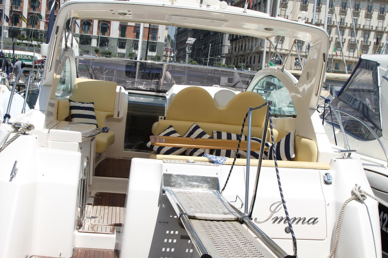 Barbarella Home نابولي المظهر الخارجي الصورة