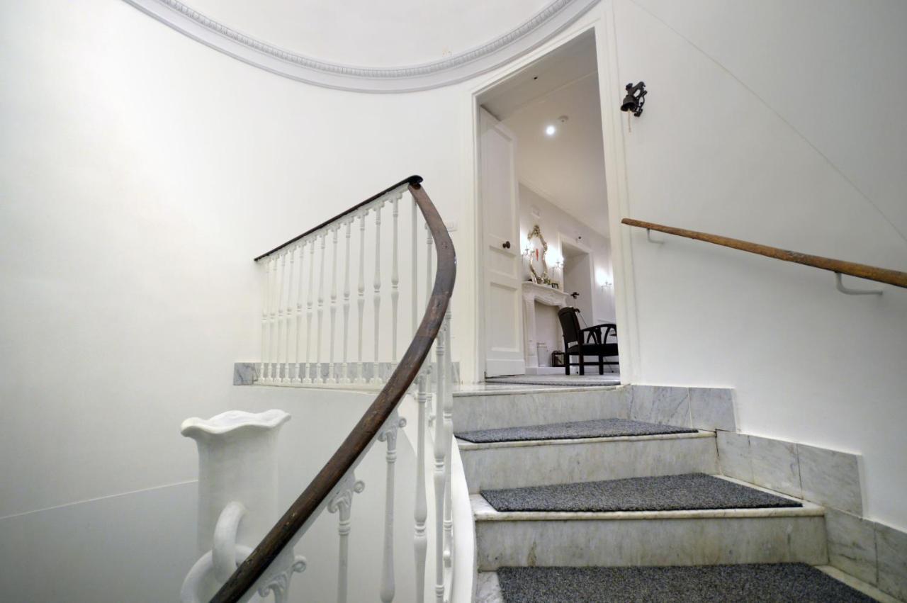 Barbarella Home نابولي المظهر الخارجي الصورة